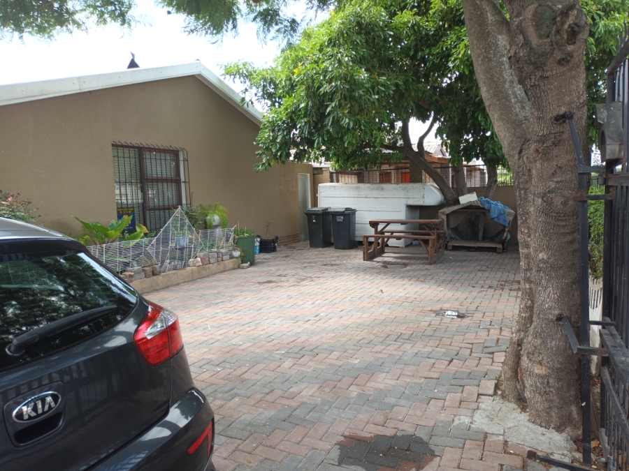 4 Bedroom Property for Sale in Eersterivier Western Cape